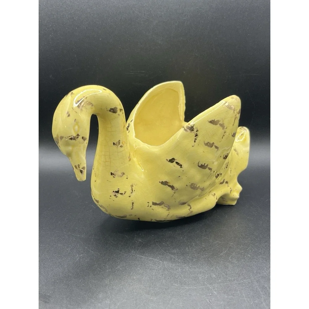 Swan Planter Pot Yellow w/ Gold Accent 4.5